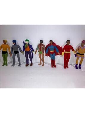 (7) VINTAGE 70’S Mego Action Figures Batman,Superman,Joker, Aquaman,Robin,Shazam